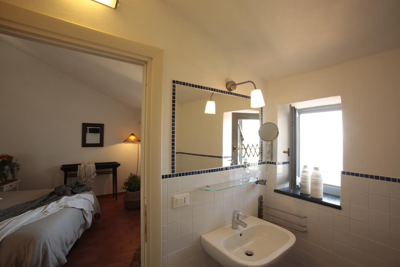 Blu Oltremare Bed and Breakfast Borgio Verezzi Exteriör bild